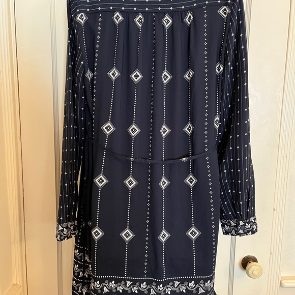 Ann Taylor Loft Belted Navy Geometric and Floral Dress NWT - Picture 15 of 16
